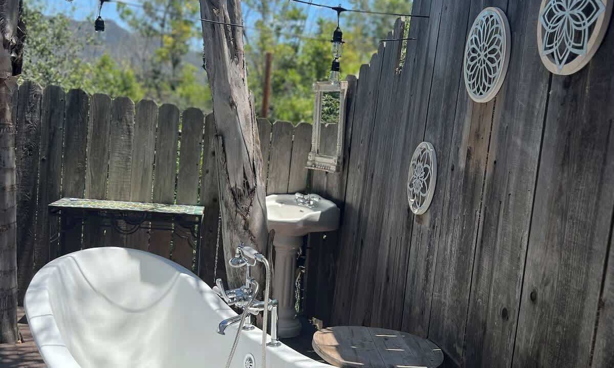 Photo of Outdoor in Fernwood