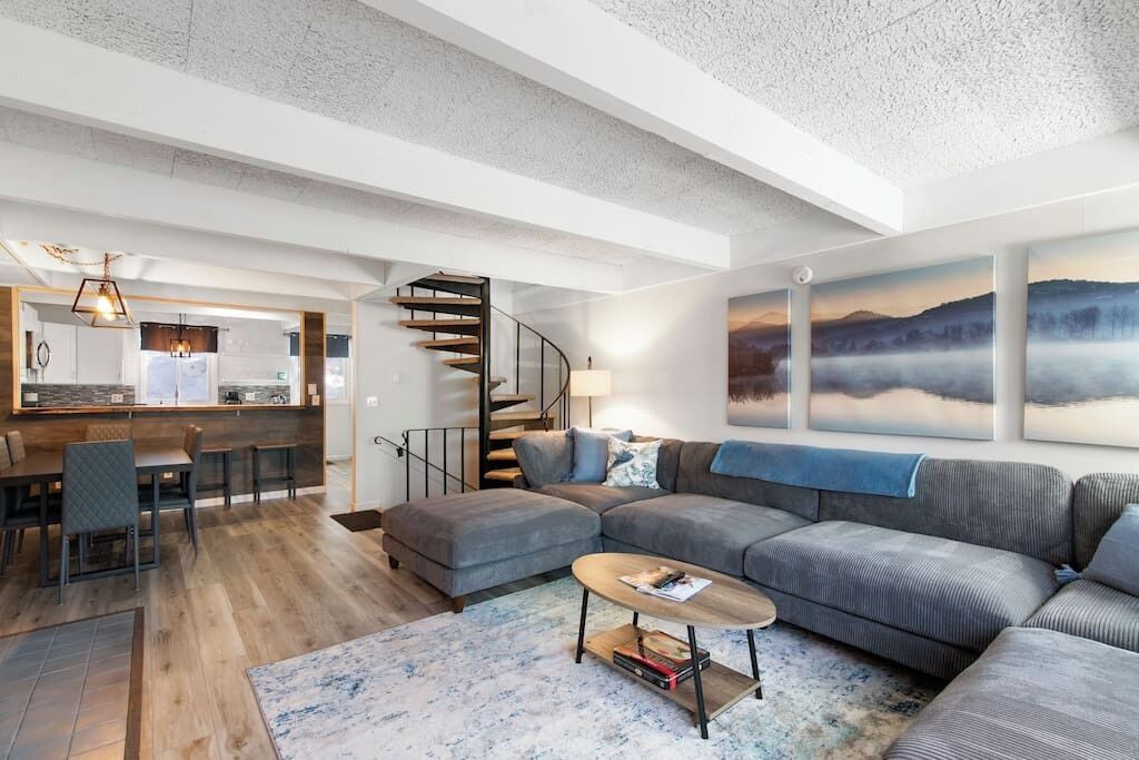 Photo of Livingroom in Stratton Mountain