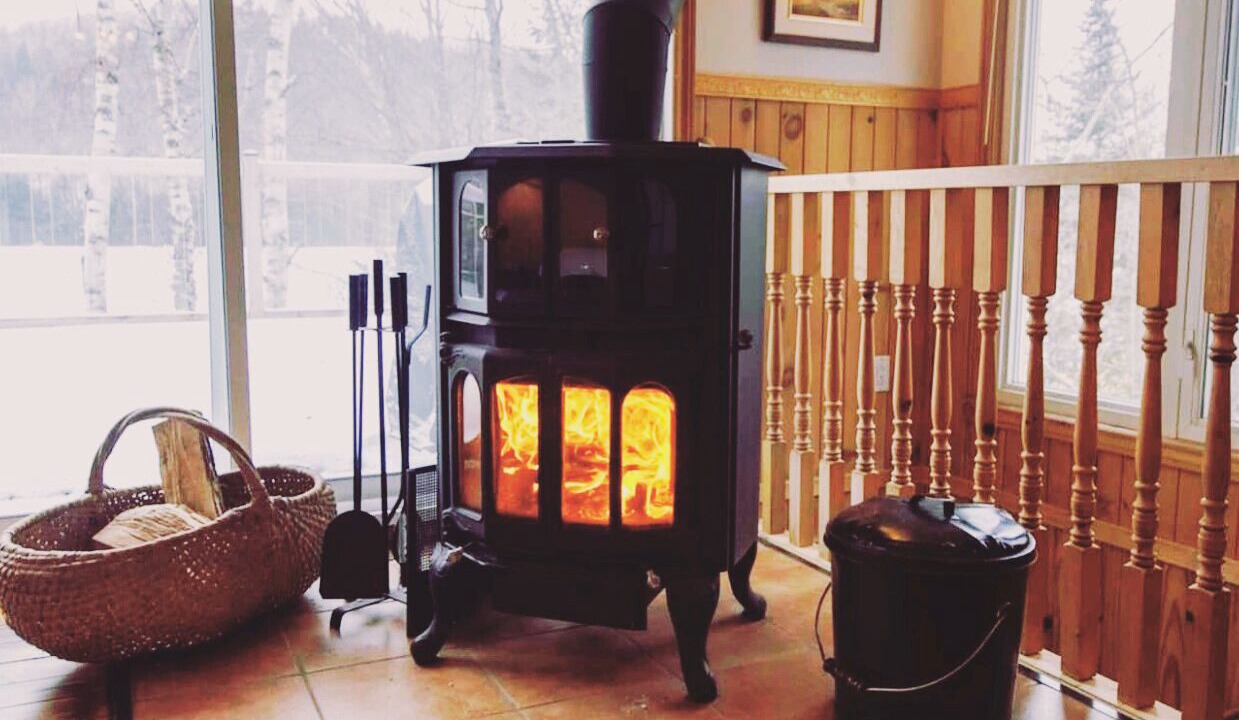 Photo of Livingroom in Chertsey
