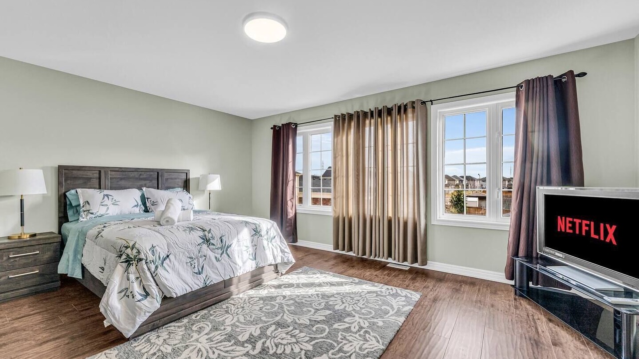Photo of Bedroom in Thorold