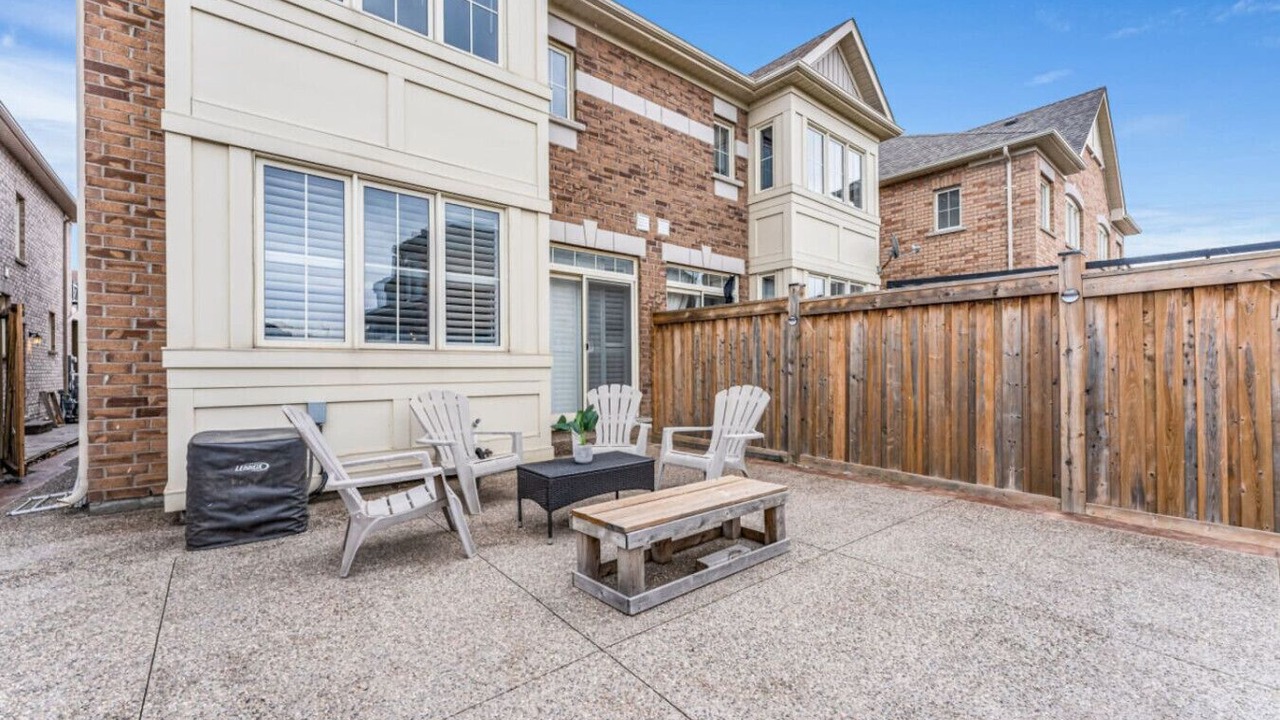 Photo of Outdoor in Brampton
