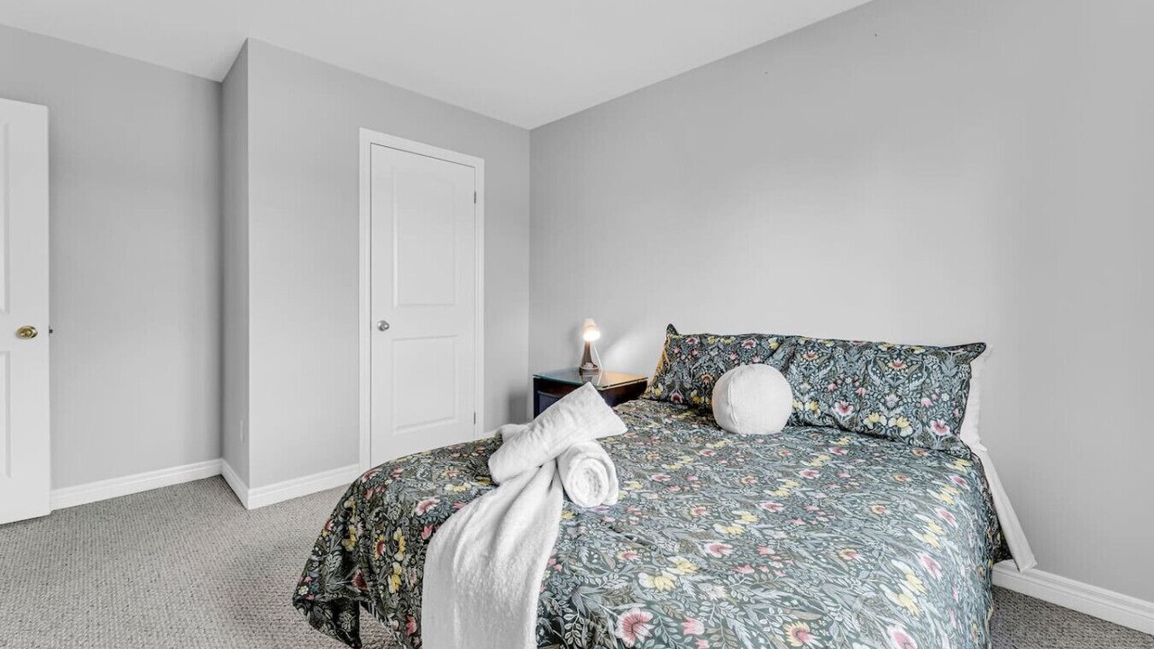 Photo of Bedroom in Thorold