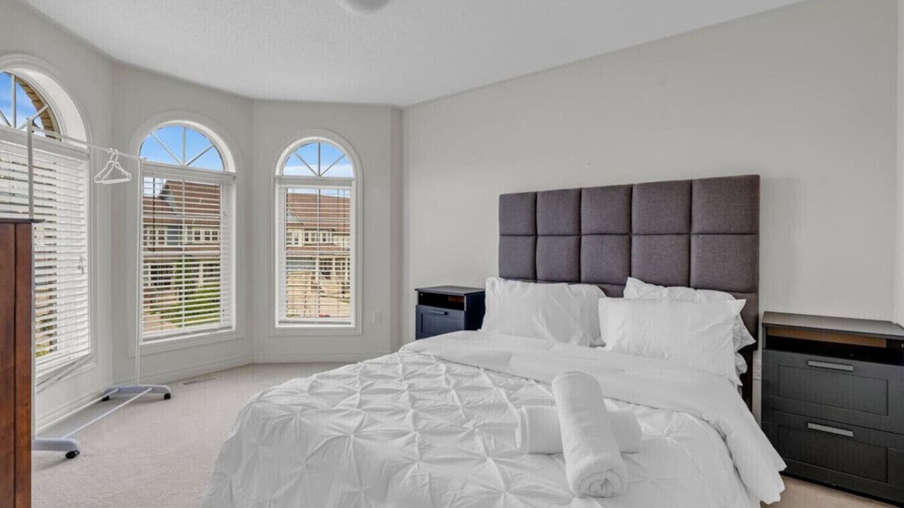 Photo of Bedroom in Thorold