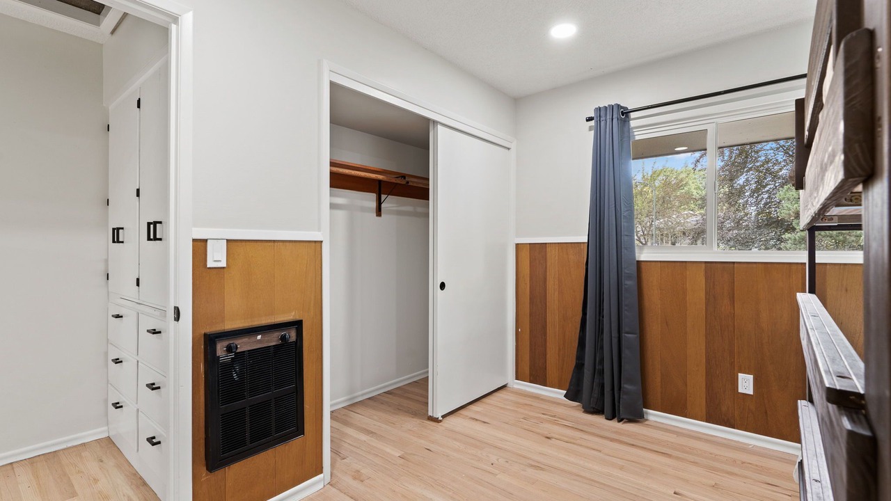 Photo of Others in Hayhurst