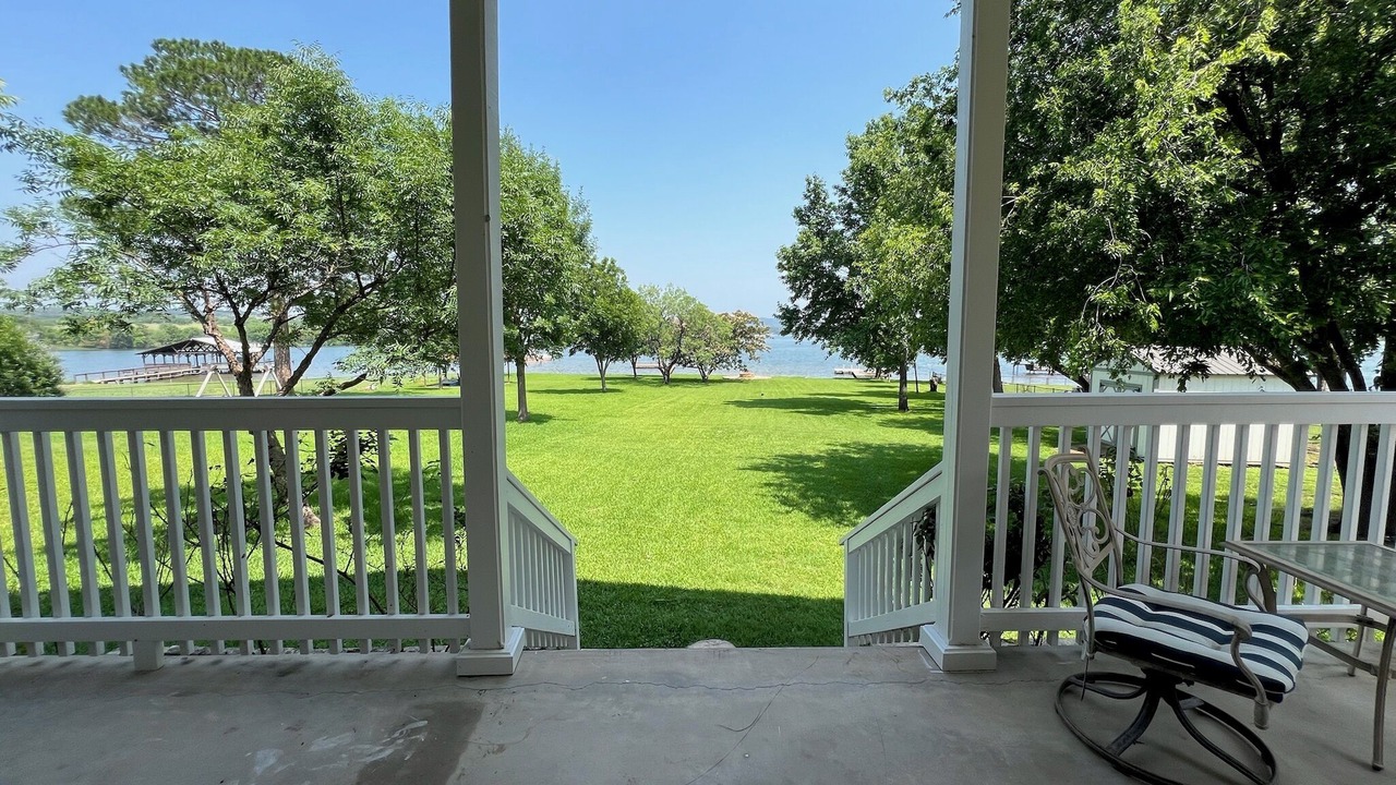 Photo of Patio Balcony in Burnet