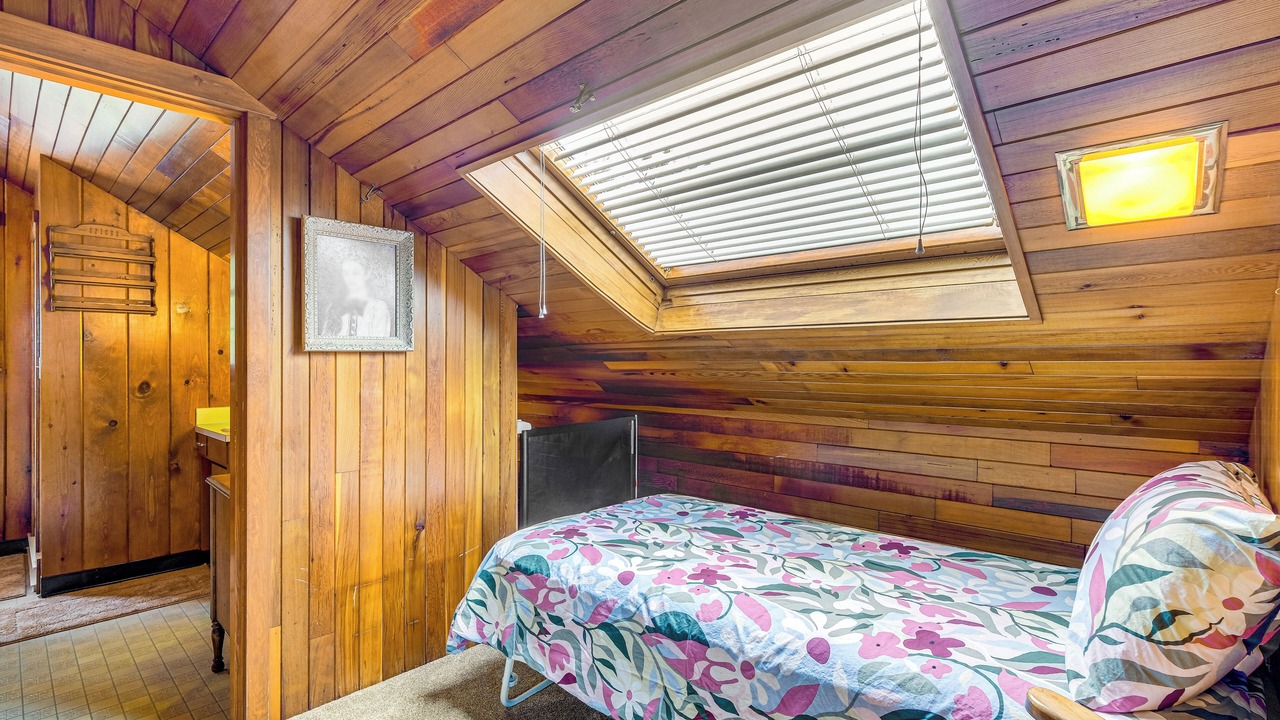 Photo of Bedroom in Kingston