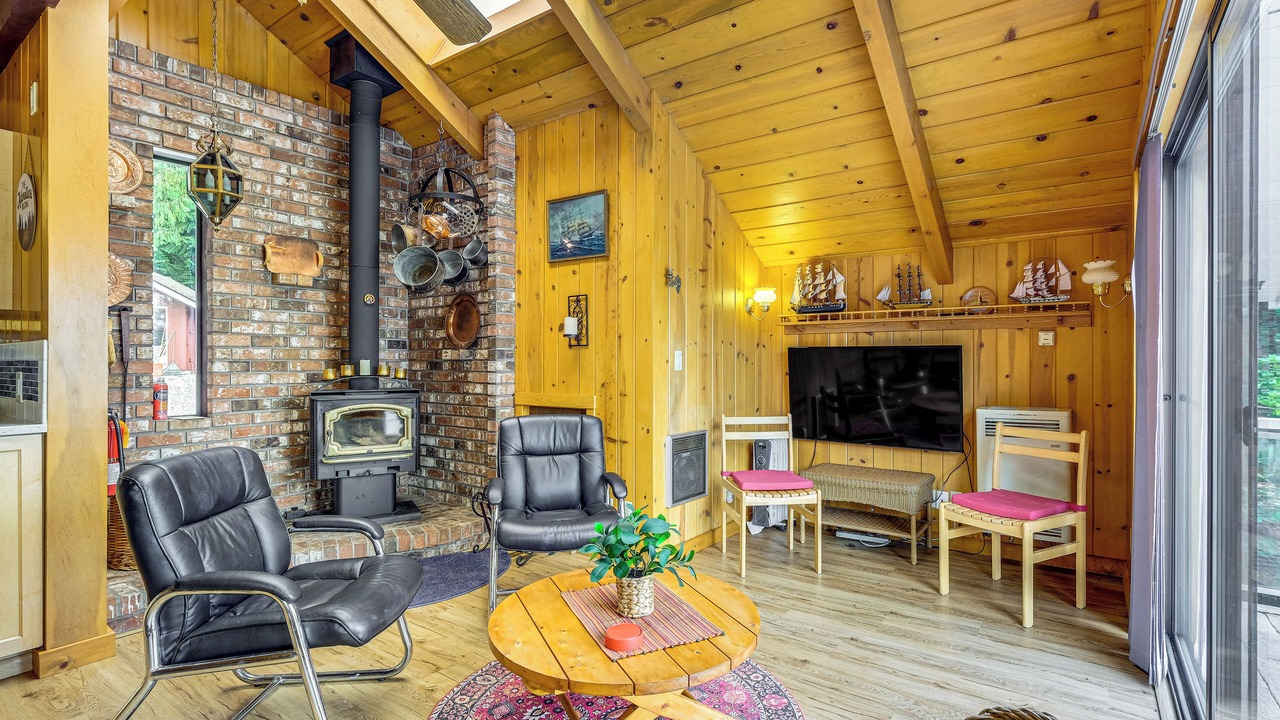 Photo of Others in Kingston