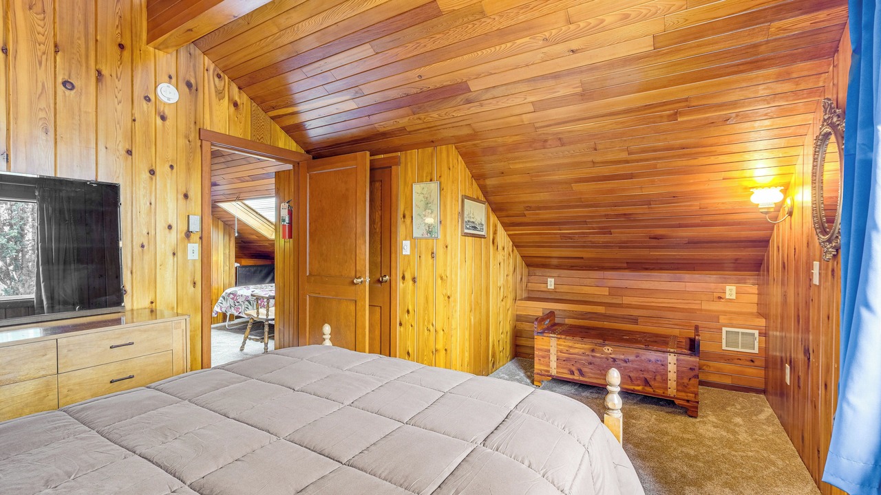 Photo of Bedroom in Kingston