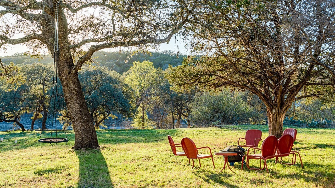 Photo of Outdoor in Oatmeal