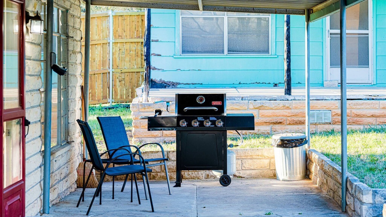 Photo of Patio Balcony in Oatmeal