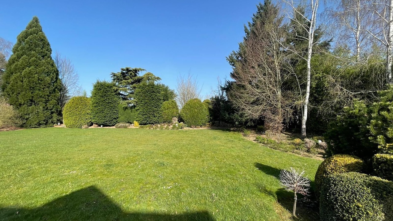 Photo of Outdoor in Anet