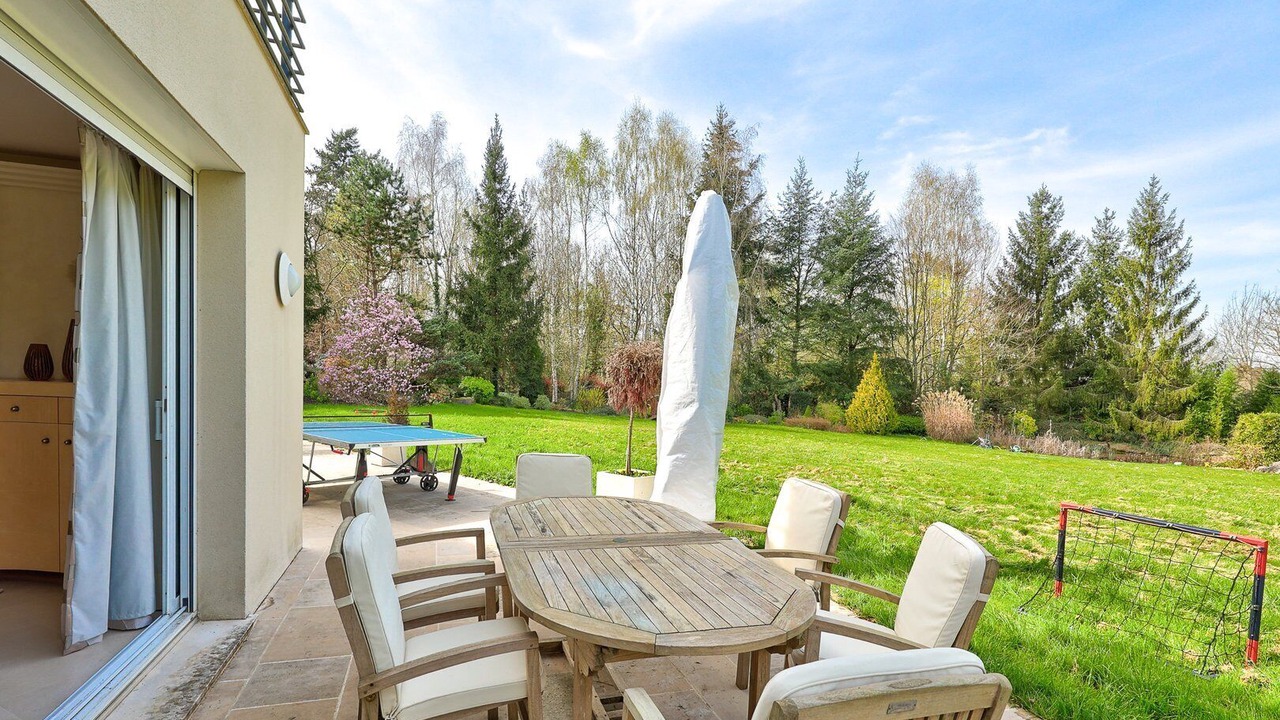 Photo of Outdoor in Anet