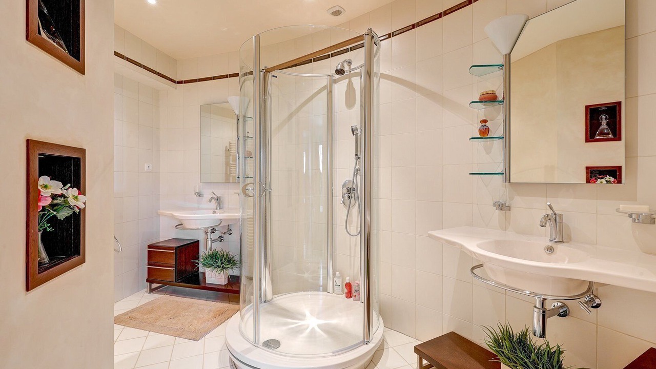 Photo of Bathroom in Anet