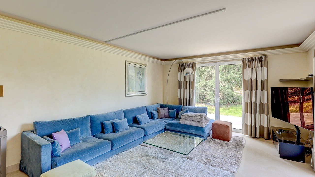 Photo of Livingroom in Anet