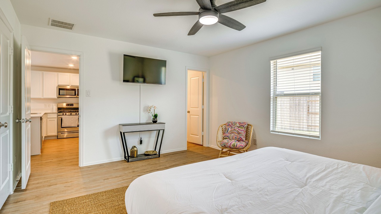 Photo of Bedroom in New Caney