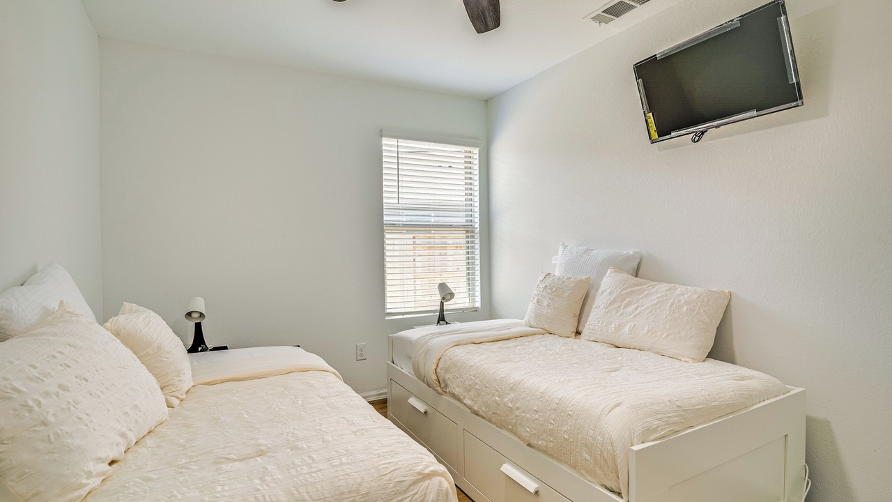 Photo of Bedroom in New Caney