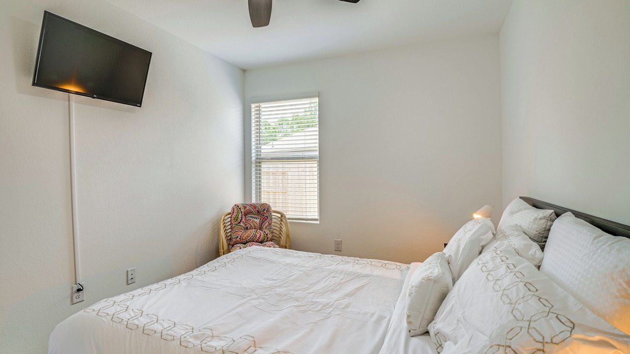Photo of Bedroom in New Caney