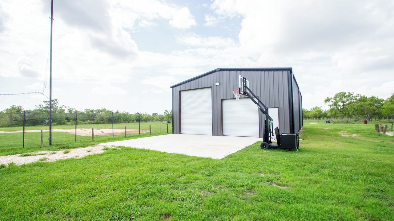 Photo of Outdoor in Alvin