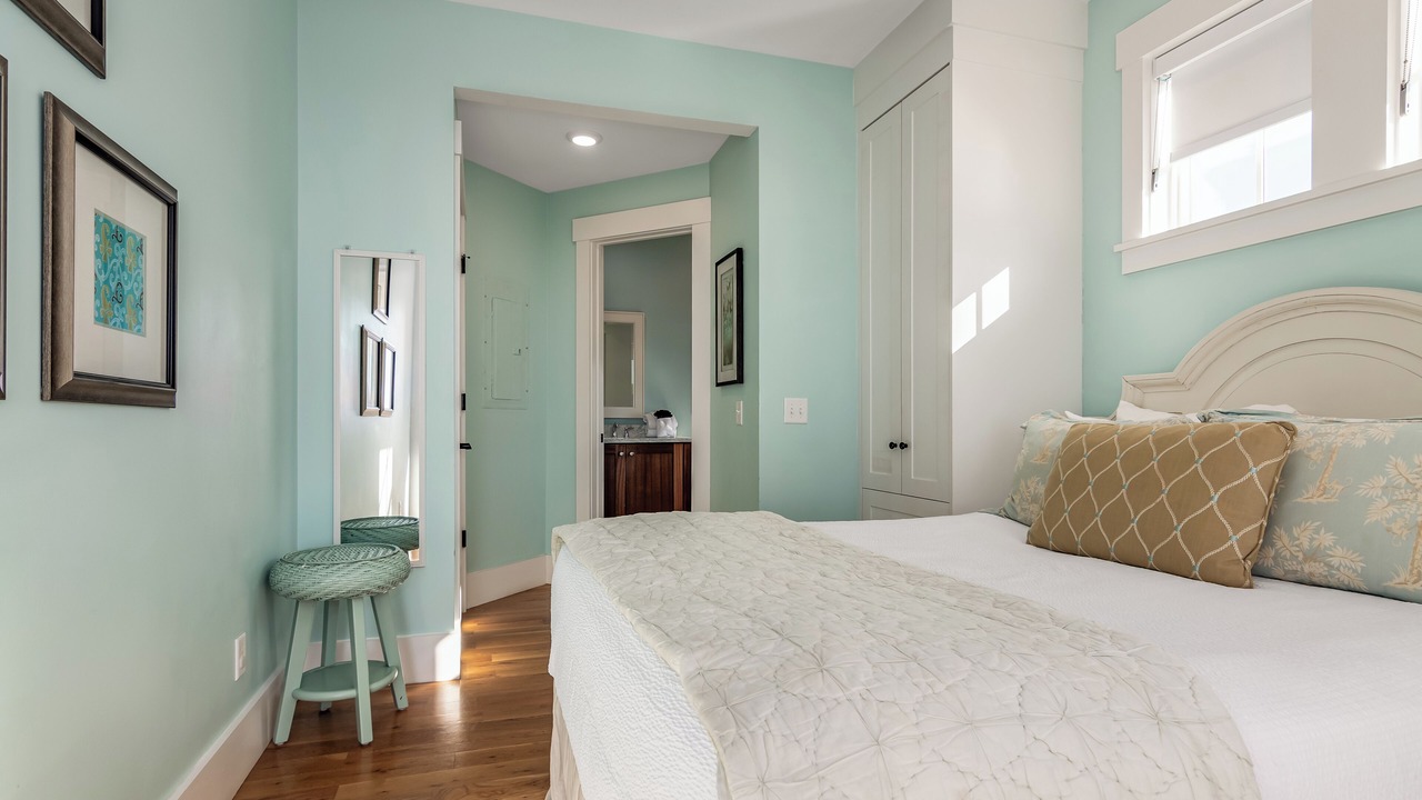 Photo of Bedroom in South Beach