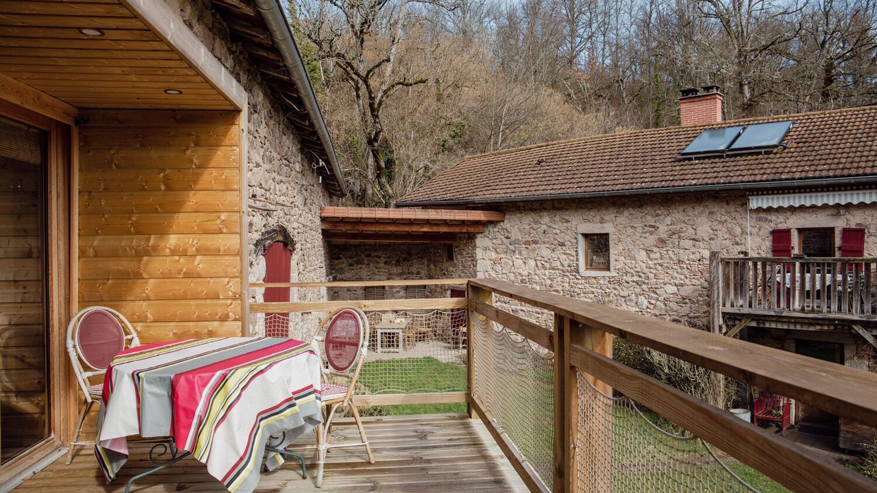 Photo of Outdoor in Saint-Rirand