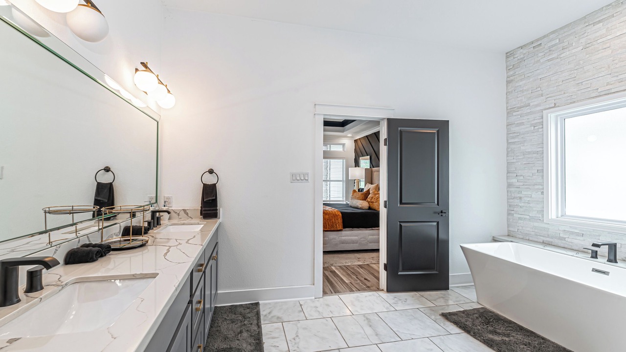 Photo of Bathroom in Northside