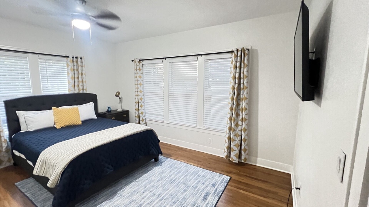 Photo of Bedroom in Fort Worth Cultural District
