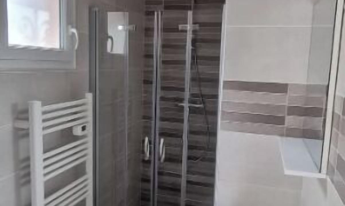 Photo of Bathroom in La Teste-de-Buch