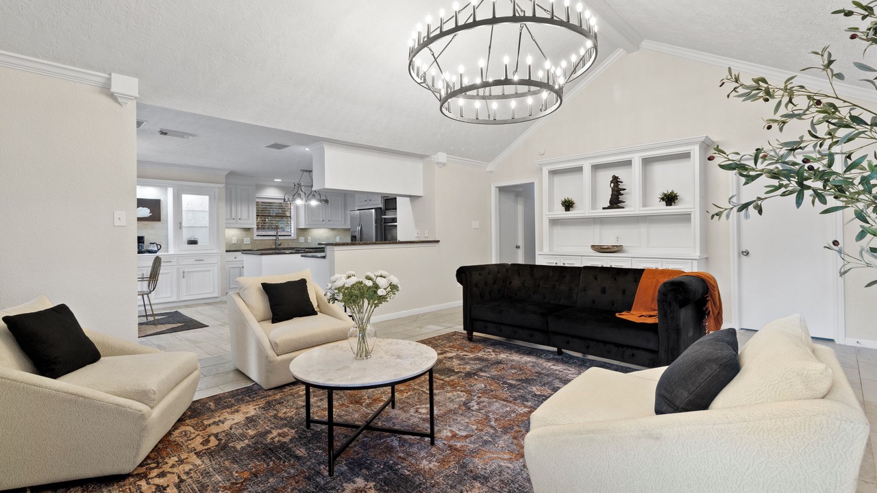 Photo of Livingroom in Friendswood