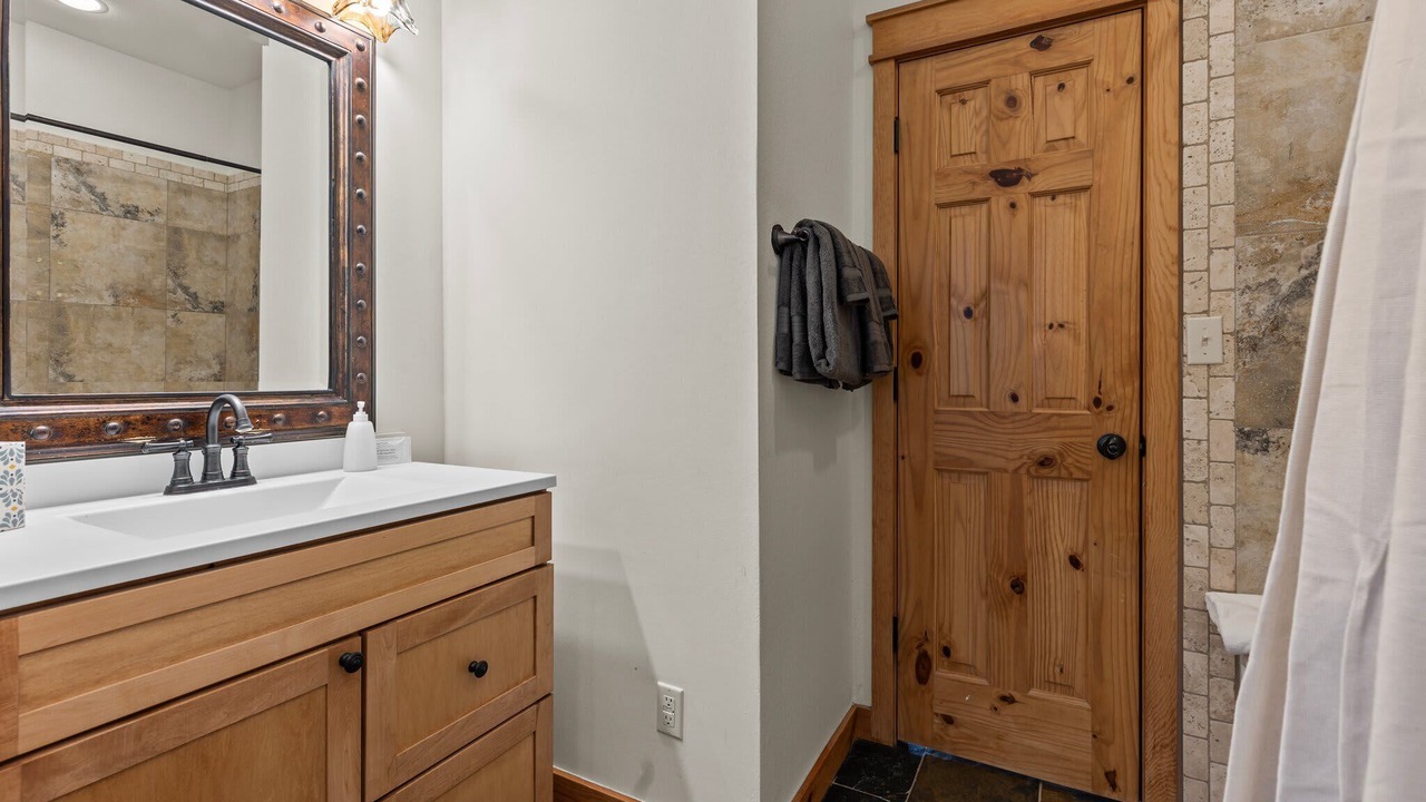 Photo of Bathroom in Sylvan Shores