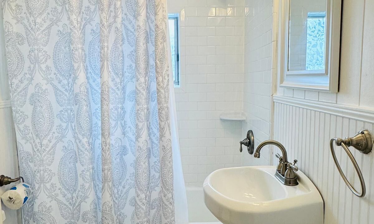 Photo of Bathroom in Crescent Beach