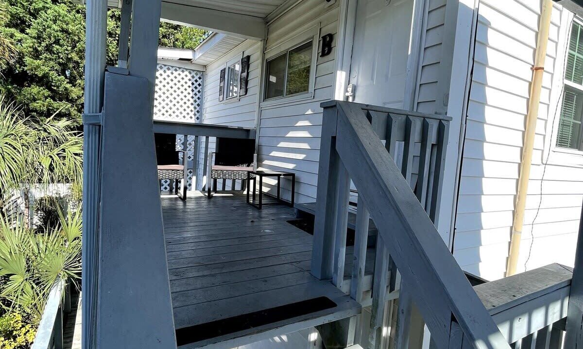 Photo of Patio Balcony in Crescent Beach
