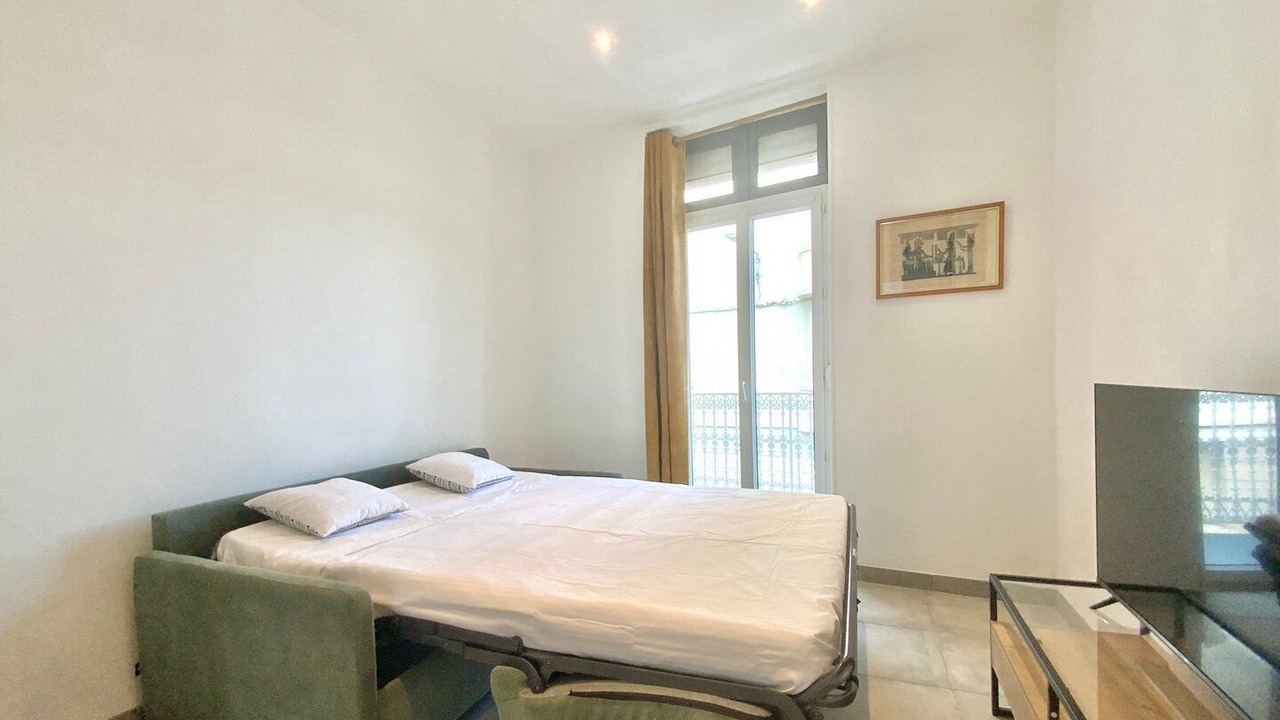 Photo of Bedroom in Faubourg