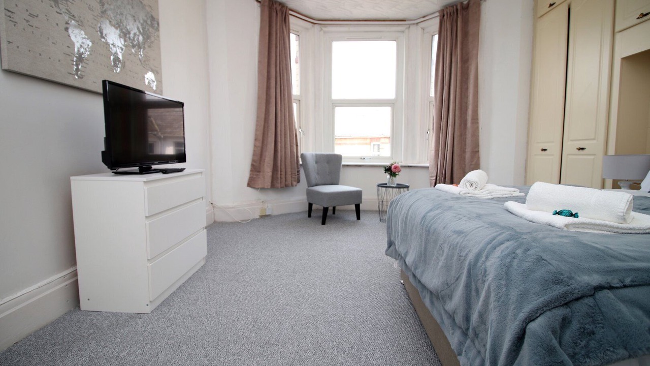 Photo of Bedroom in Newport