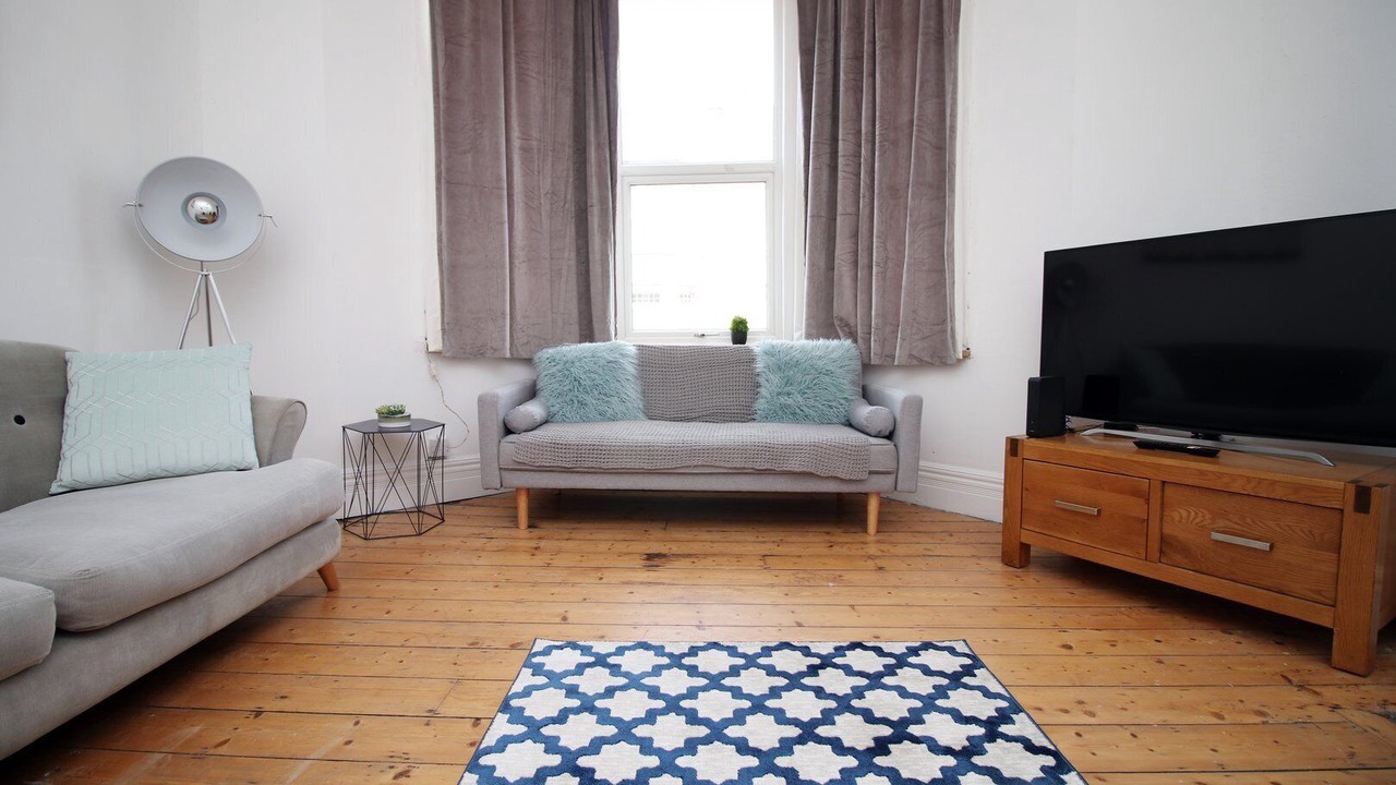 Photo of Livingroom in Newport