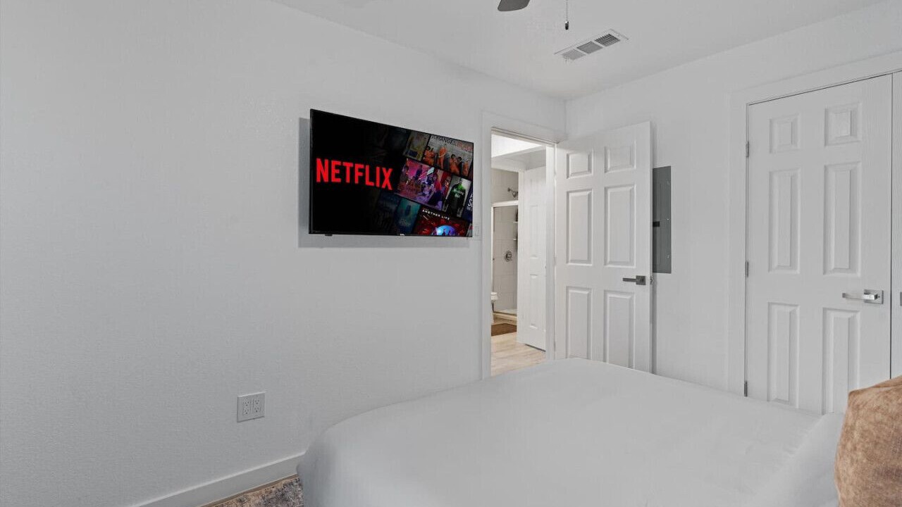 Photo of Bedroom in Coronado Hills