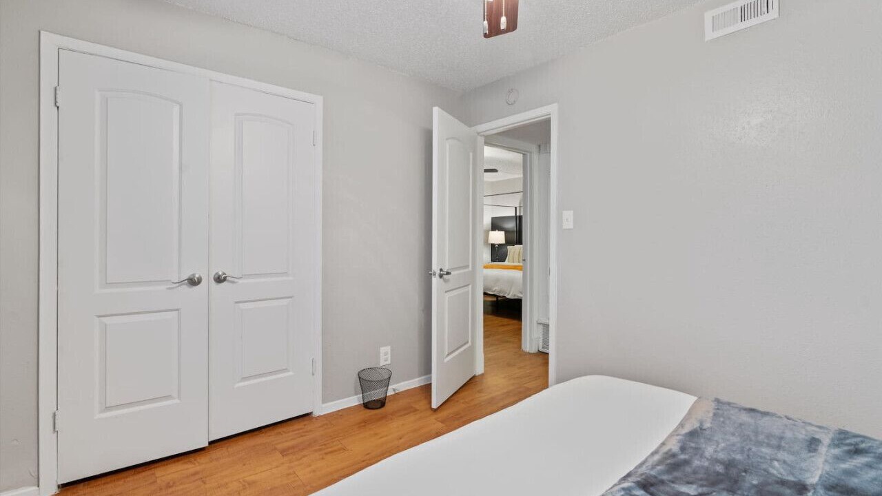 Photo of Bedroom in Brentwood