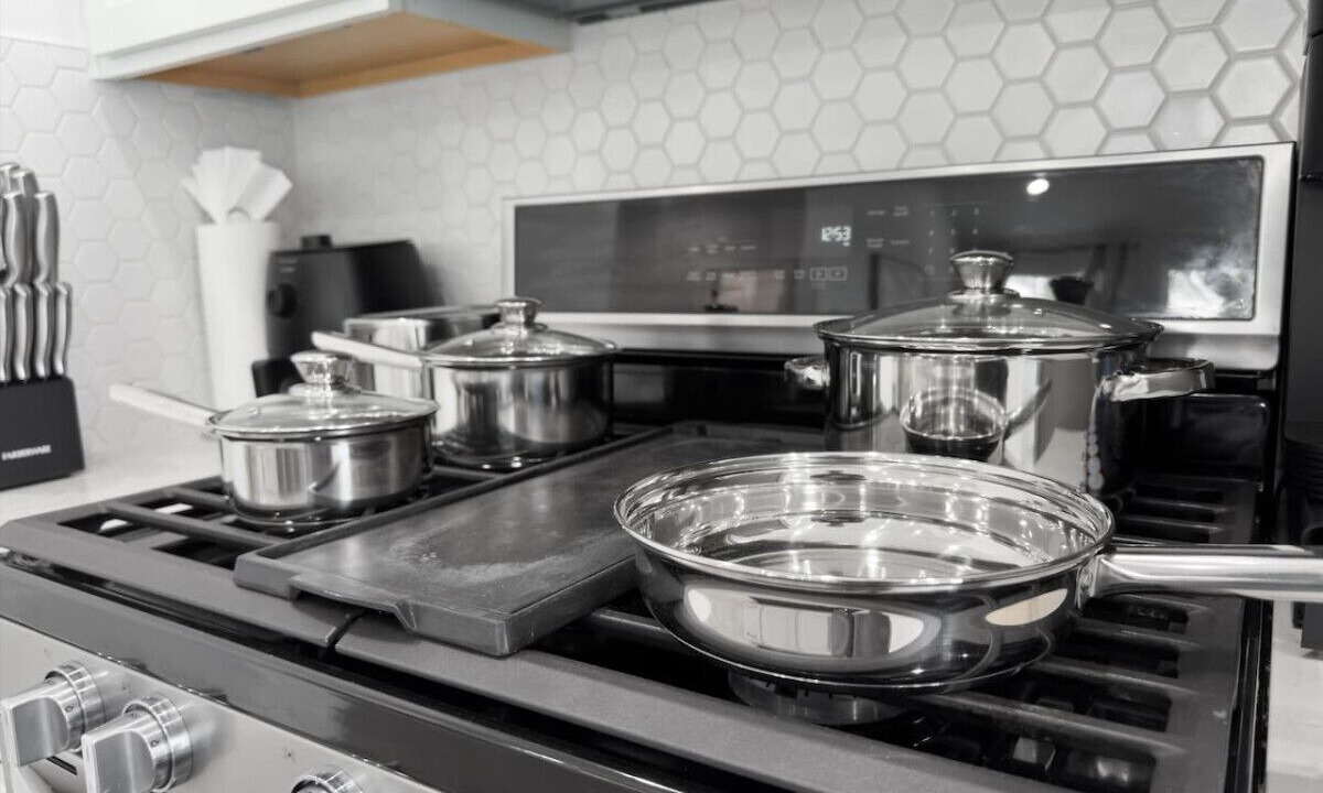 Photo of Kitchen in University Hills and Windsor Park