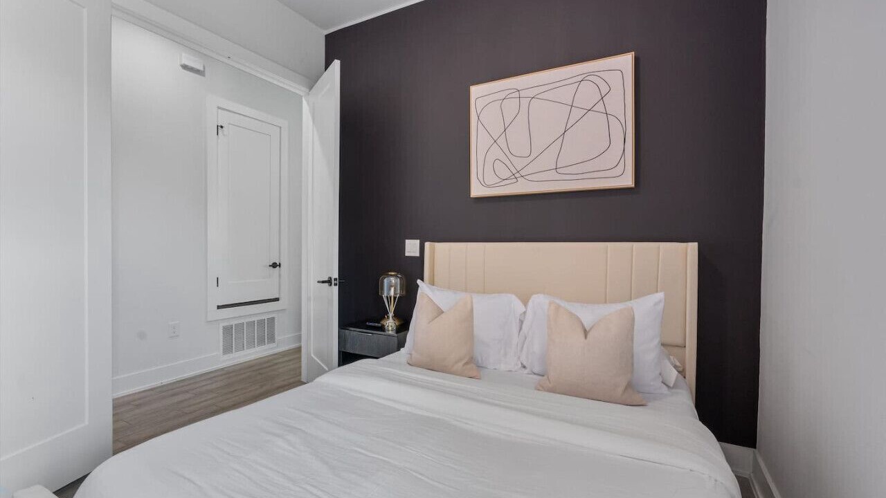 Photo of Bedroom in University Hills and Windsor Park