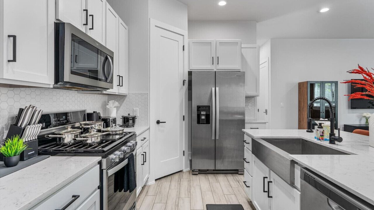 Photo of Kitchen in University Hills and Windsor Park