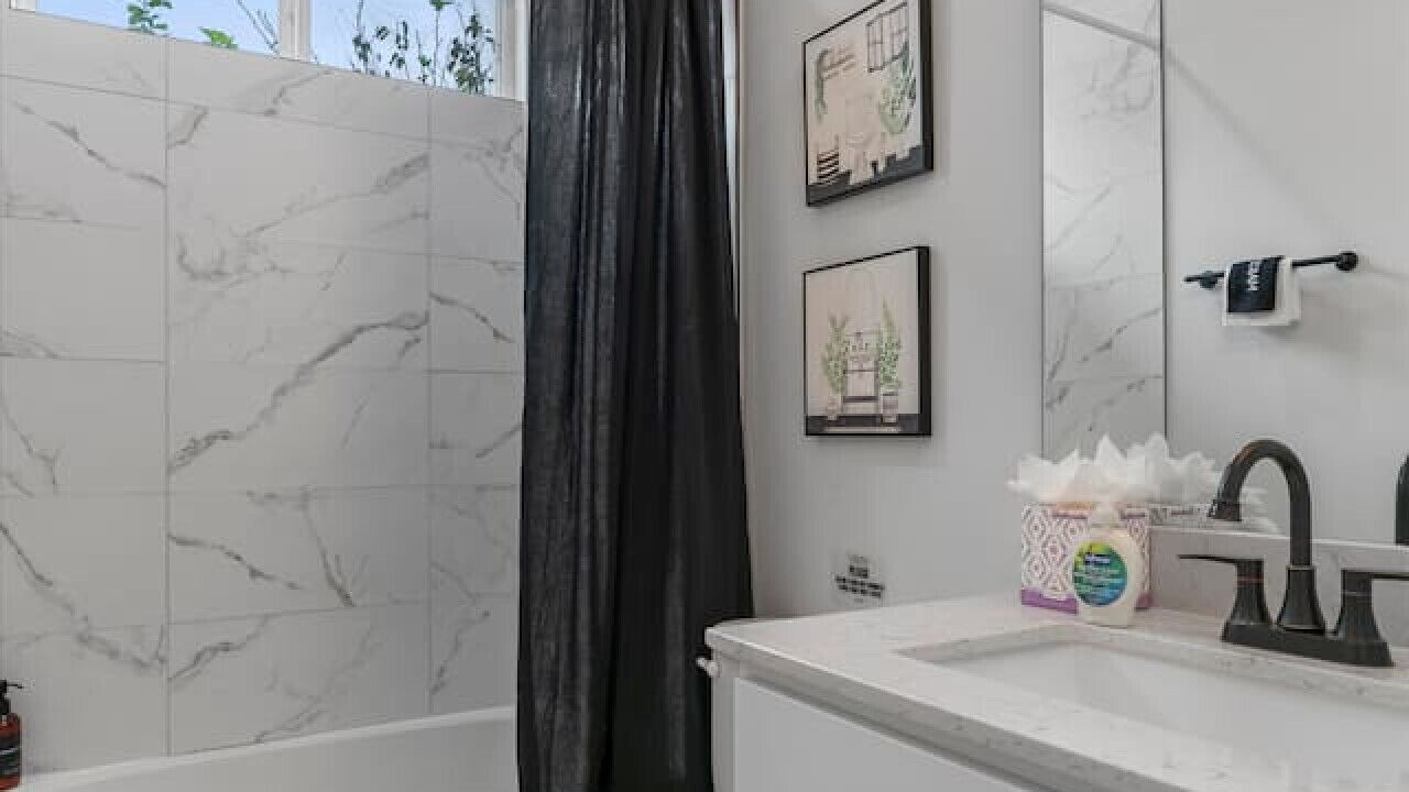 Photo of Bathroom in University Hills and Windsor Park
