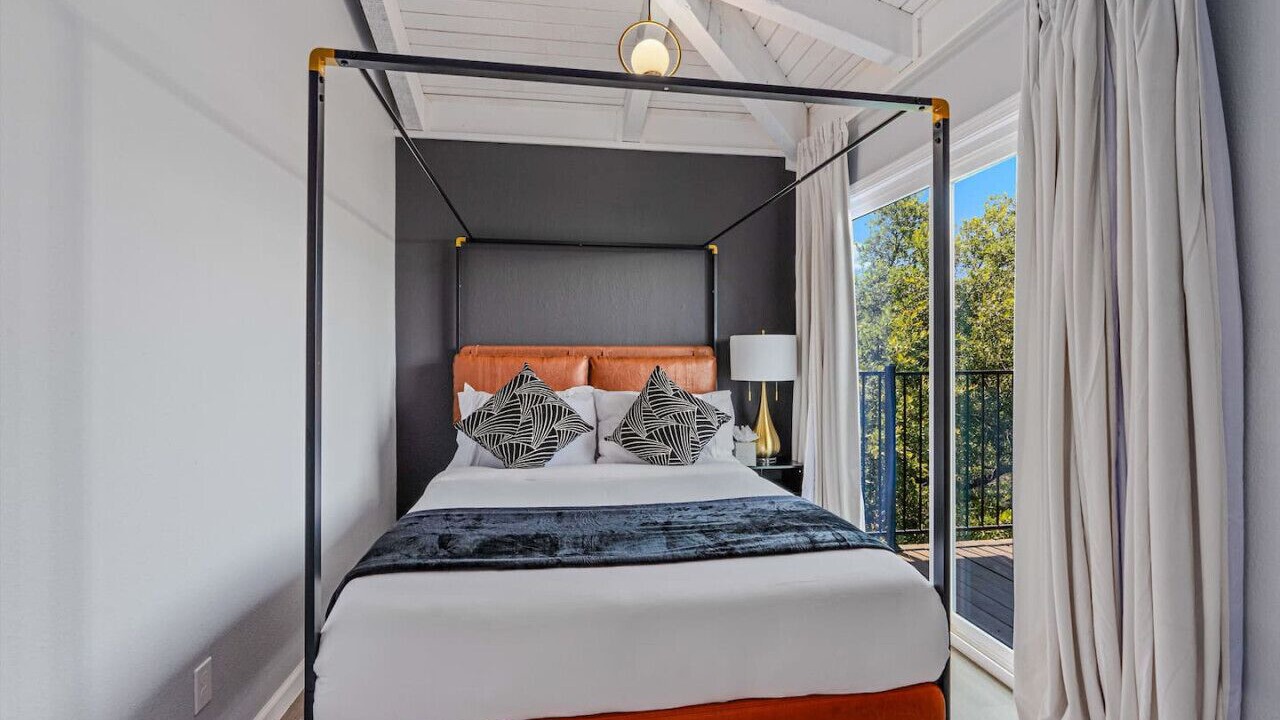Photo of Bedroom in Lago Vista