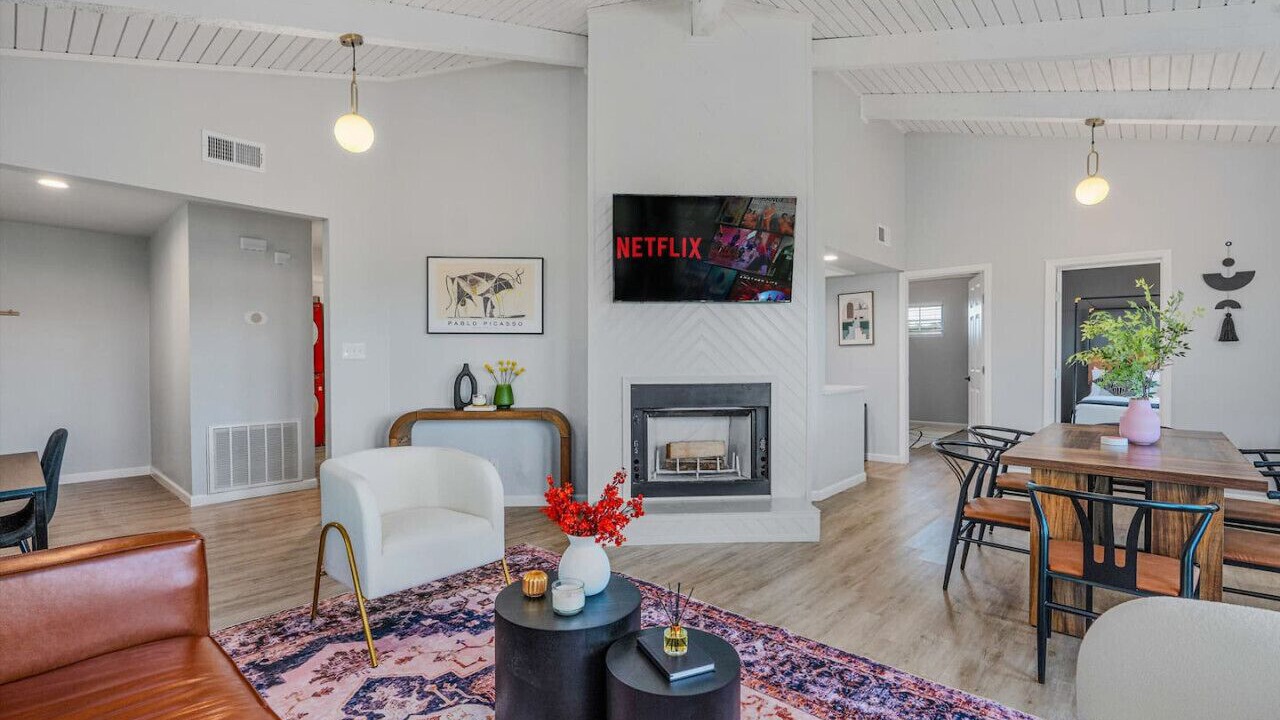 Photo of Livingroom in Lago Vista
