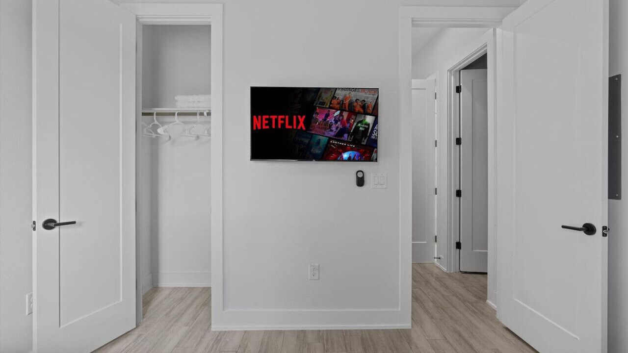 Photo of Bedroom in University Hills and Windsor Park