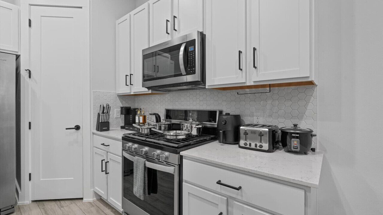 Photo of Kitchen in University Hills and Windsor Park