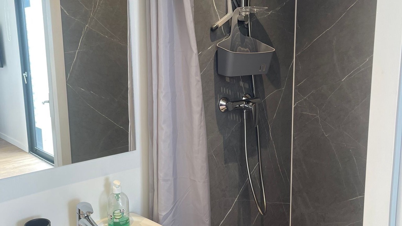 Photo of Bathroom in Poulgoazec