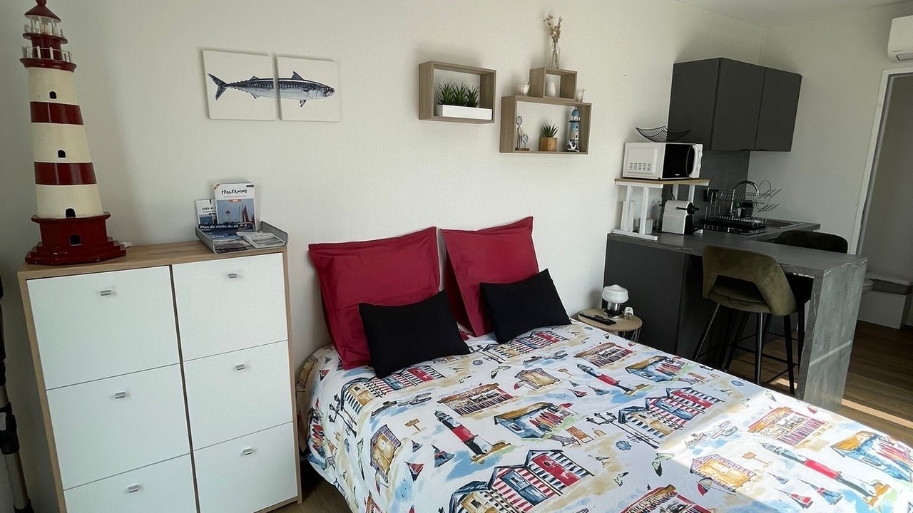 Photo of Bedroom in Poulgoazec