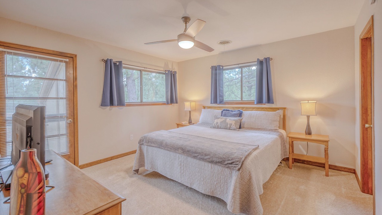 Photo of Bedroom in Ruidoso