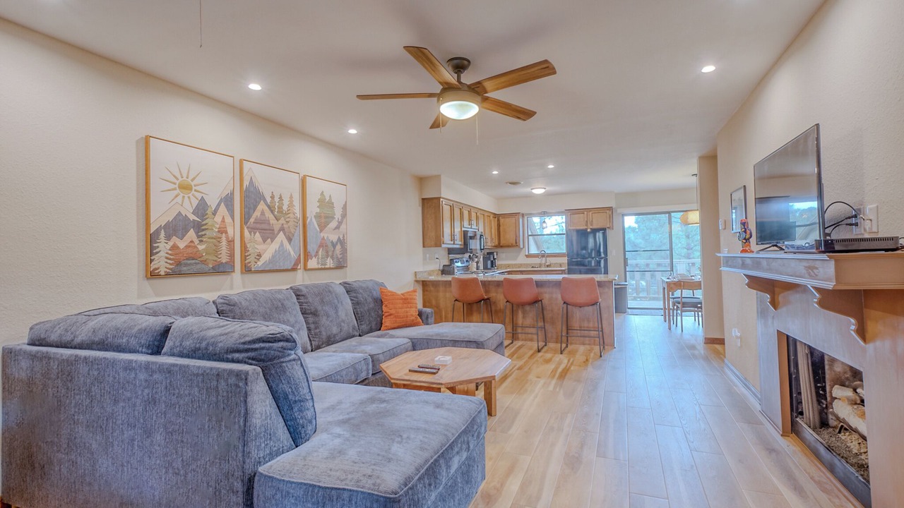 Photo of Livingroom in Ruidoso