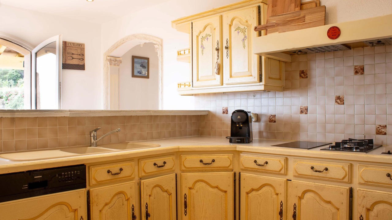 Photo of Kitchen in Plage de la Garonnette