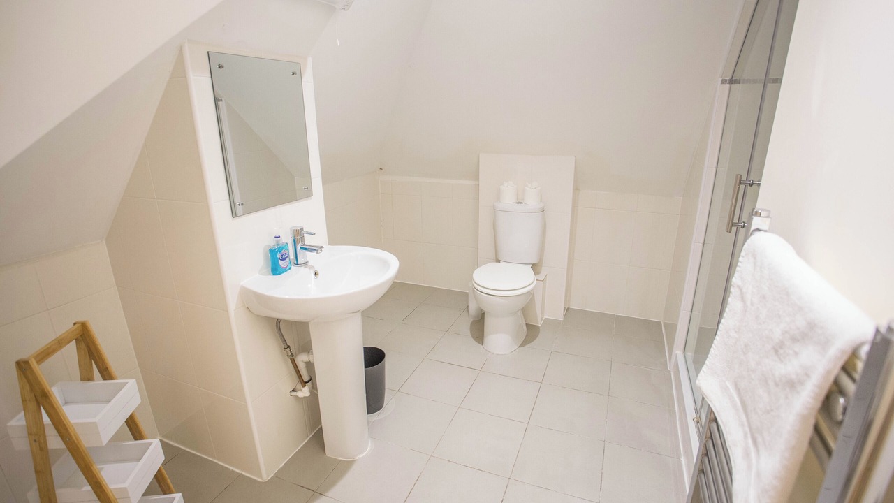 Photo of Bathroom in Kidlington